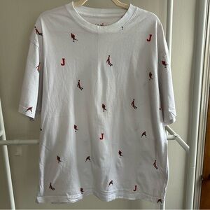 Air Jordan white tee with graphic motif basketball print